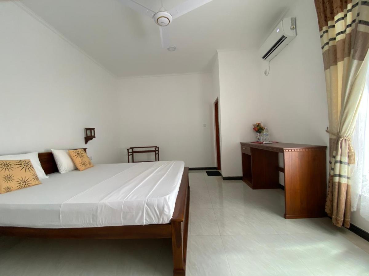 Welcome Family Guest House. 벤토타 외부 사진