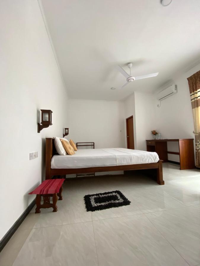 Welcome Family Guest House. 벤토타 외부 사진